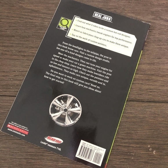 Start Your Engines: 5 Great Jobs in the Automotive Aftermarket paperback book - Picture 3 of 3